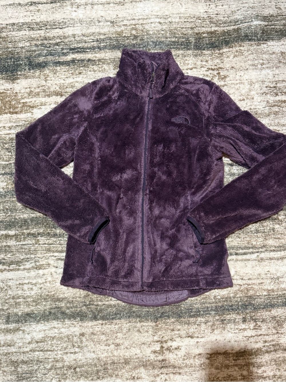 The North Face Plush ossito zip up Fleece Jacket in plum/purple (xs)